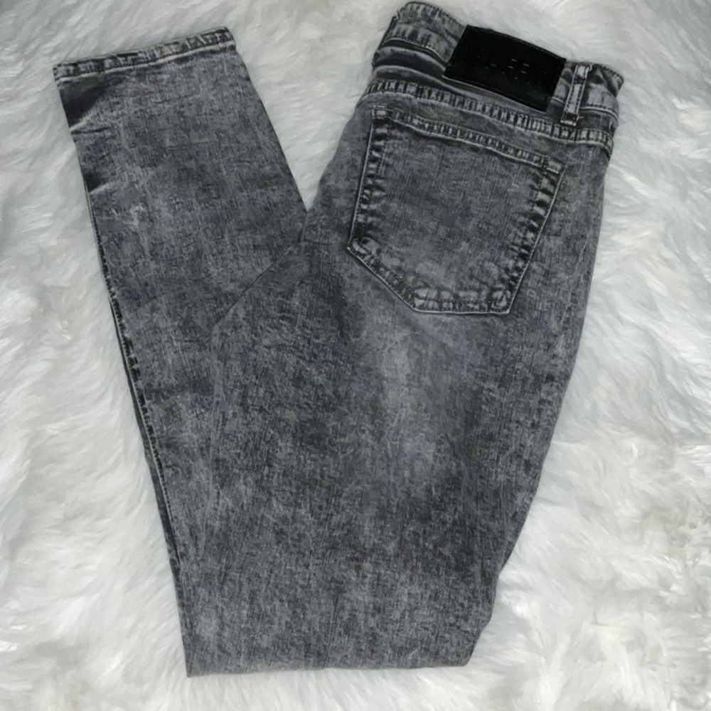 Men's Distressed Jeans